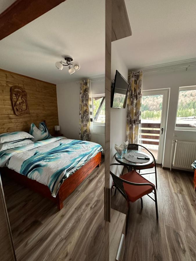 Casa Rares Buşteni 外观 照片